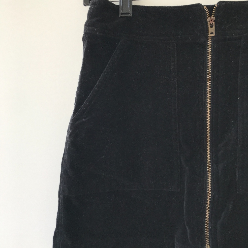 Navy Velvet Zipped- Up Skirt - Picture 3 of 3